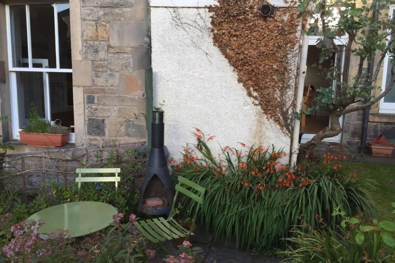 Central And Spacious 2 Bedroom Flat With Garden Edinburgh Exterior photo